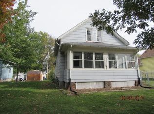 1818 3rd St, Moline, IL 61265