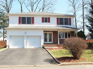 10 Princeton Ave, Colonia, NJ 07067