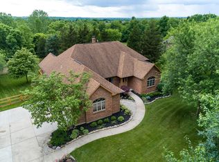 735 Valley View Point, Springboro, OH 45066