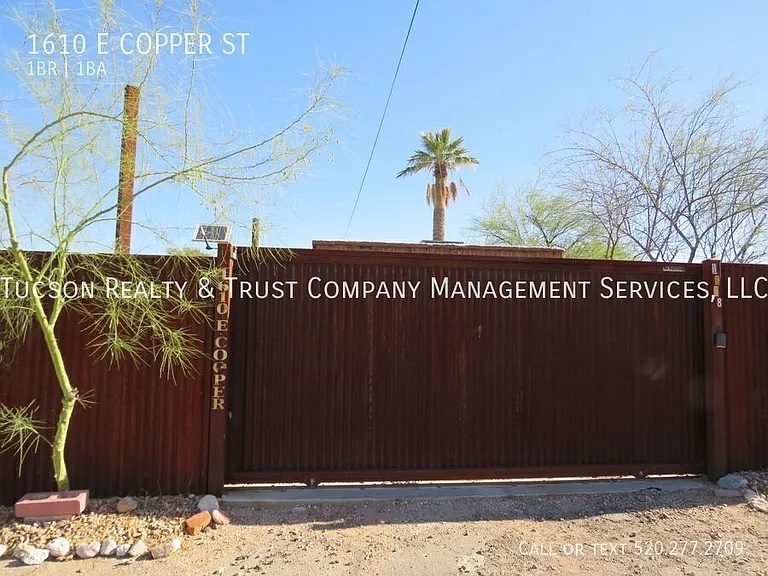 1610 E Copper St — Photo 5
