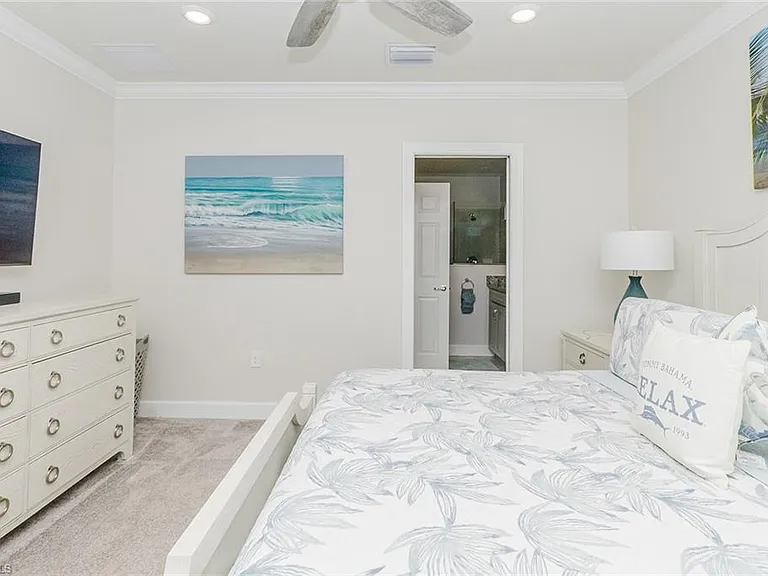 6189 Harmony Dr — Photo 17