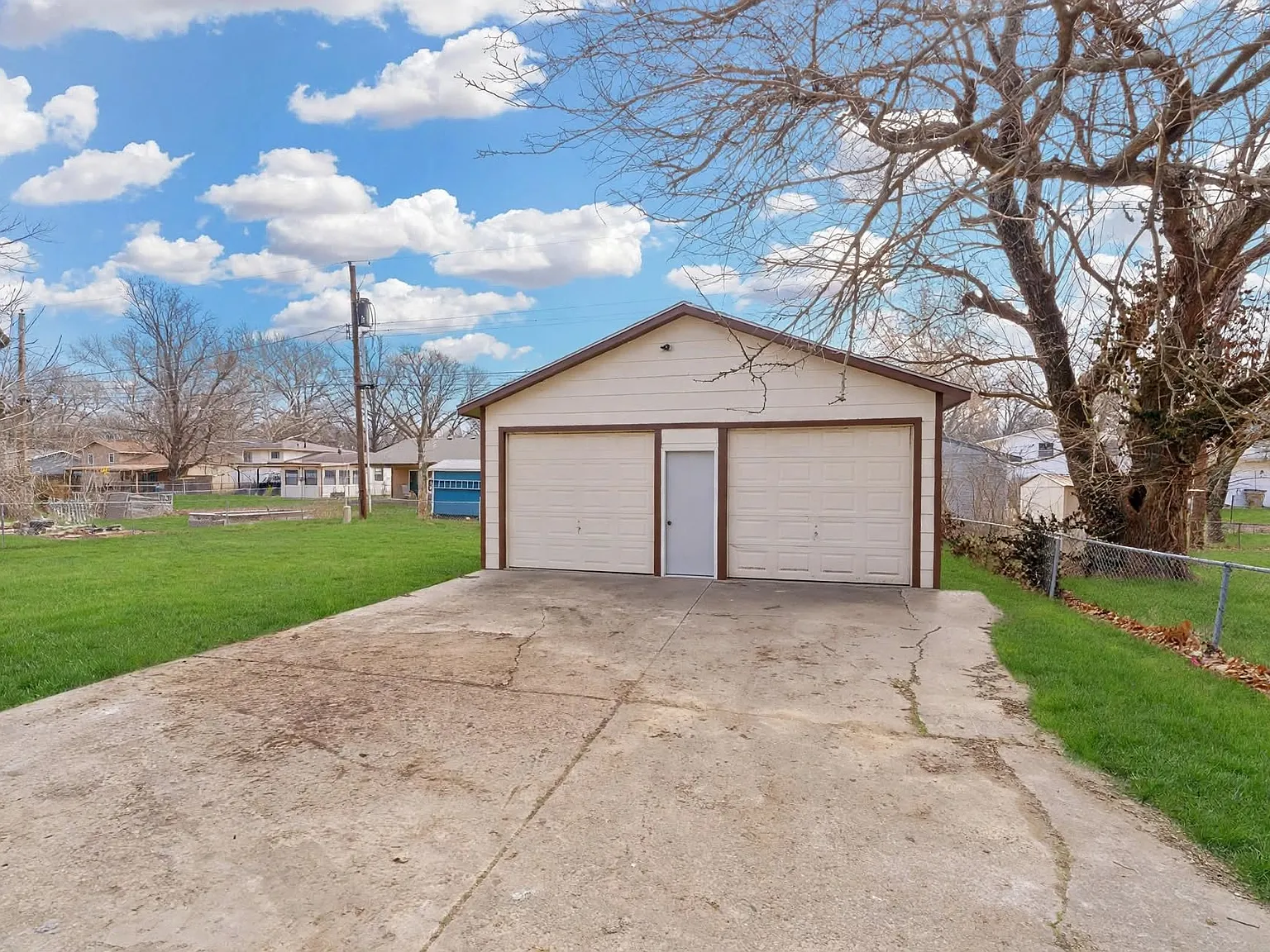3 bed, 1785 sqft, $1,675 — Photo 3