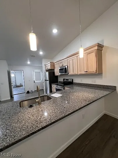 212 S Taylor — Photo 17
