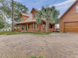 4725 Soundside Dr, Gulf Breeze, FL 32563