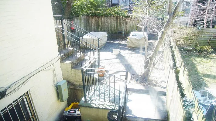 Rented by Fenwick Keats Real Estate | media 22