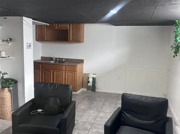 4321 Chippendale Ave, Philadelphia, PA 19136