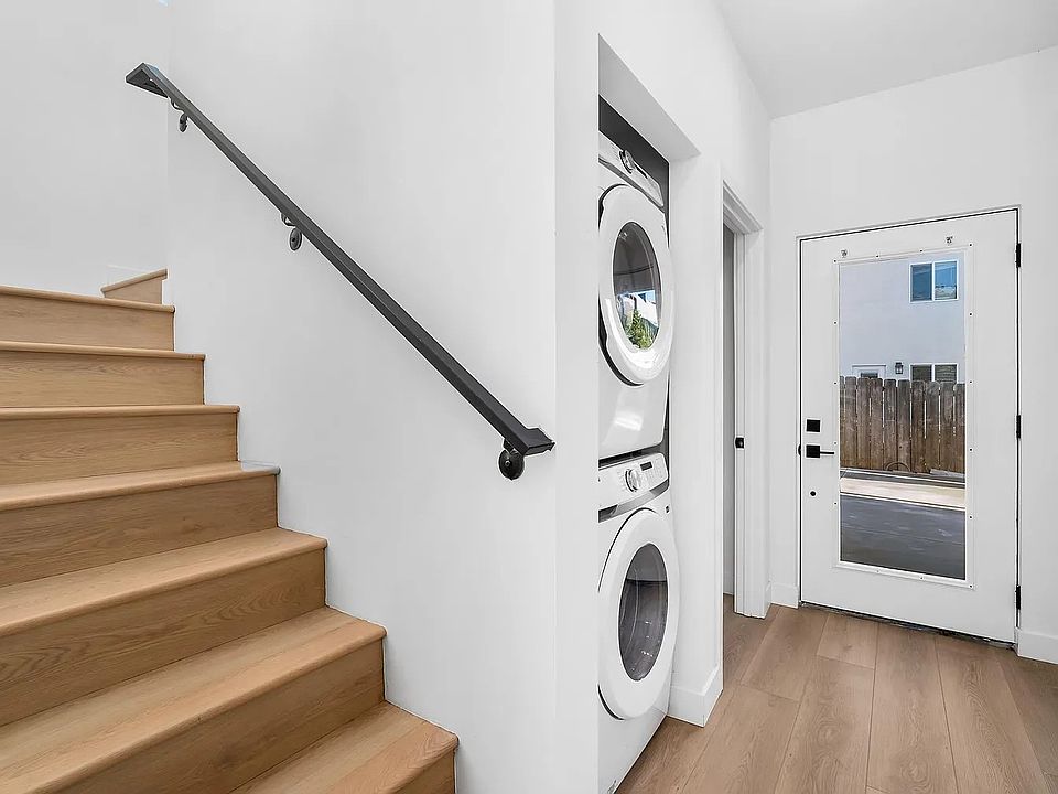 1st image of 5661 Campanile Way