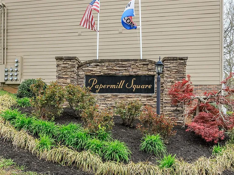 3820 Papermill Sq — Photo 6