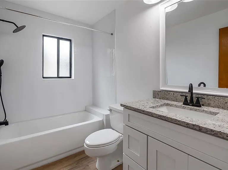 901 Cutler Rd — Photo 32