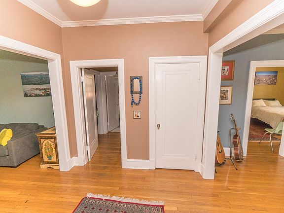 Entry way with coat closet