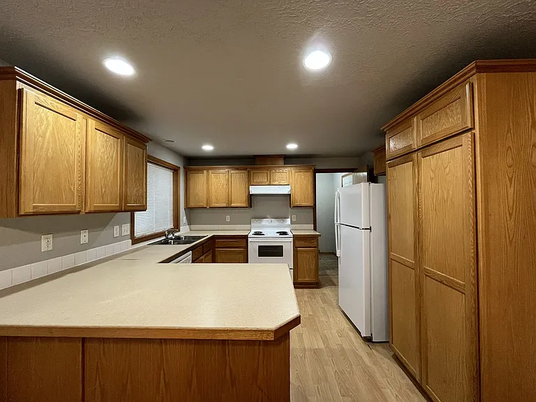 3810 SE 117th Pl — Photo 4