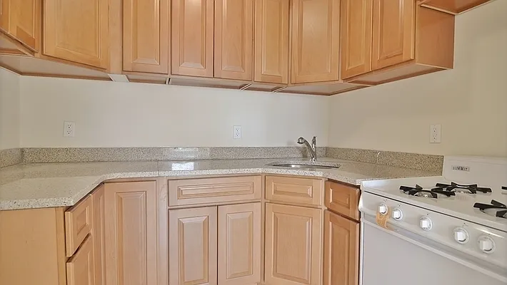 Rented by Owner | media 11