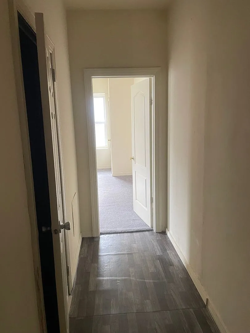 5422 W Girard Ave — Photo 4