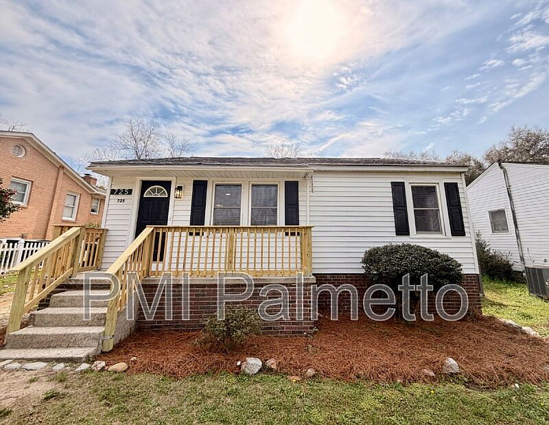 1st image of 725 Brooks Ave
