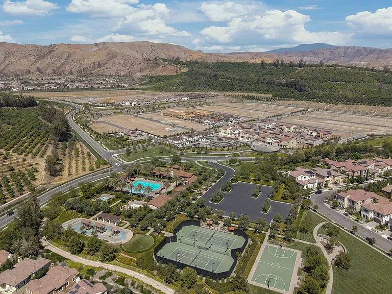 Orchard Hills resort-inspired amenities.
