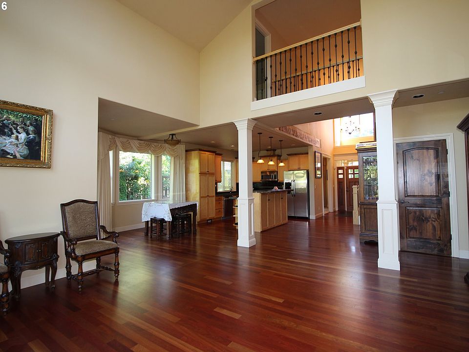 5627 SW Taylors Ferry Rd, Portland, OR 97219 Zillow