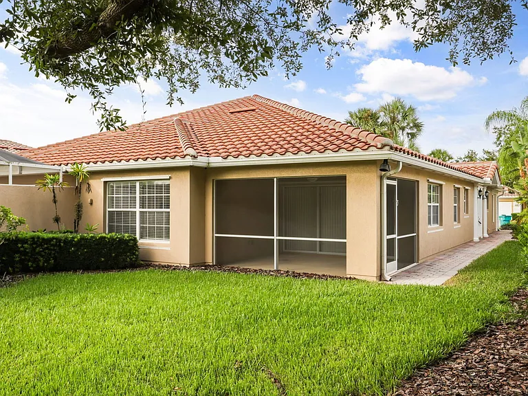 11972 Kajetan Ln — Photo 36