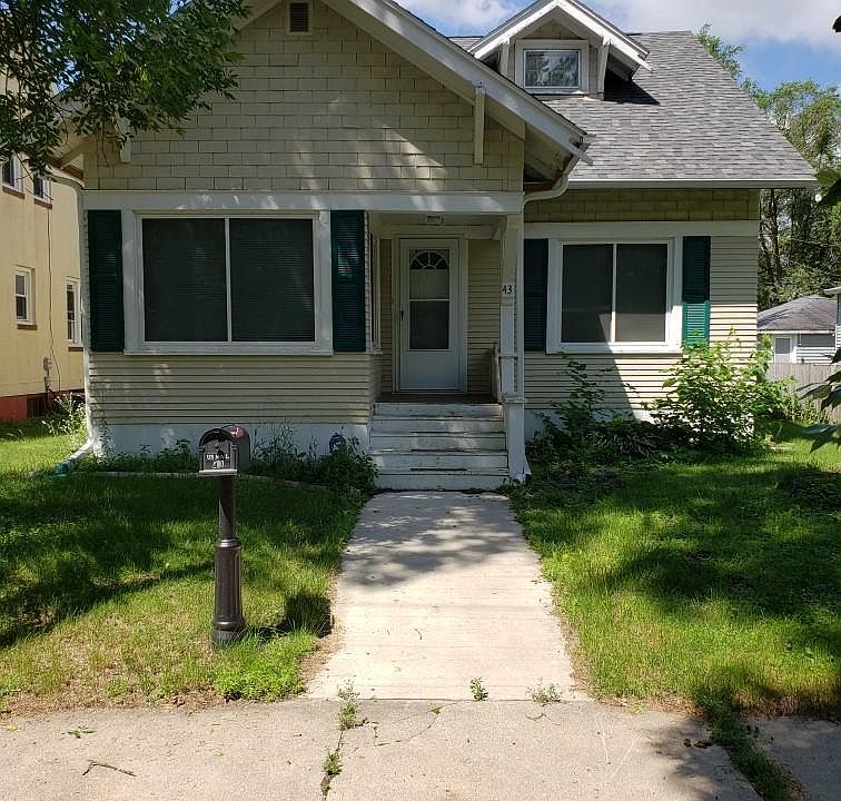 1st image of 43 McKinley Pl N