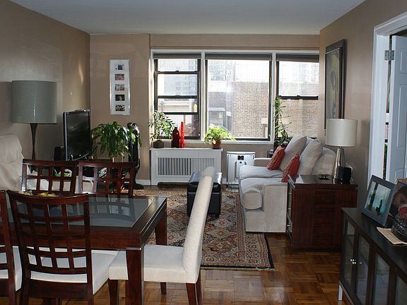 4th image of 333 E 34th St APT 8M