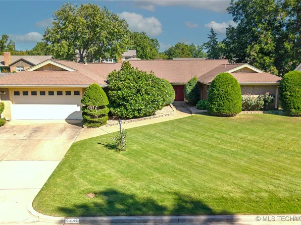 4749 S Irvington Pl, Tulsa, OK 74135