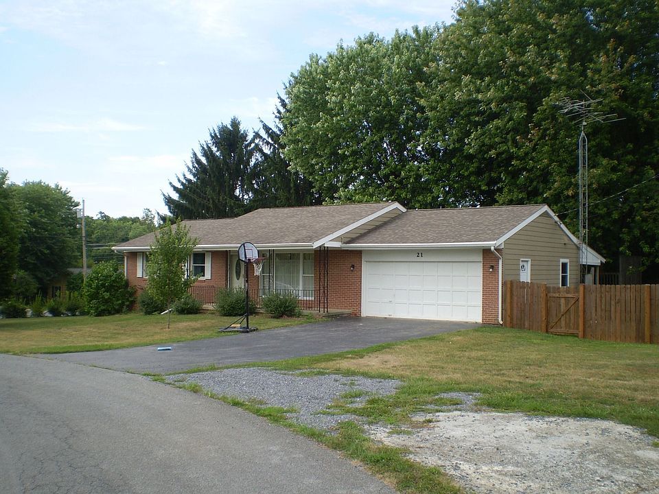 1st image of 21 Ashley Dr