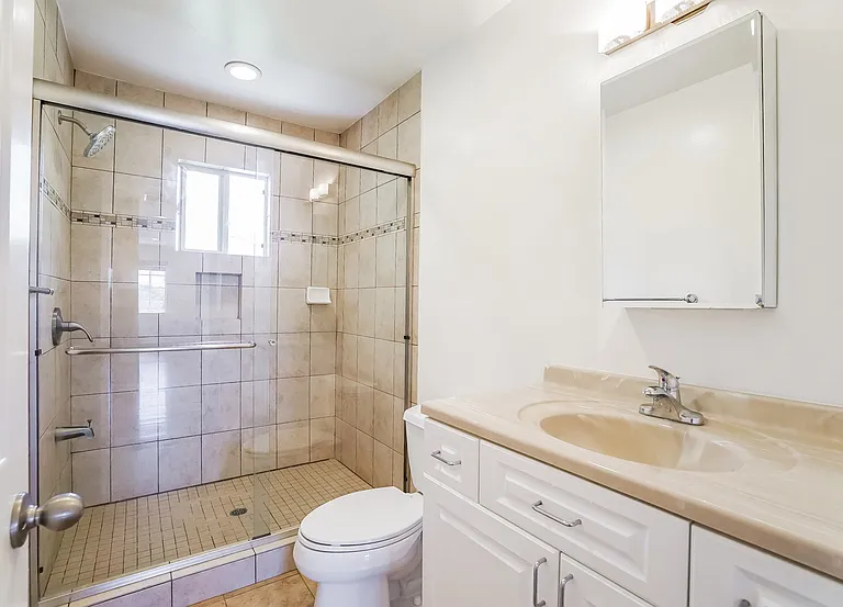 522 Washington St #522 — Photo 13