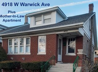 4918 W Warwick Ave, Chicago, IL 60641