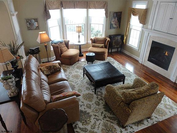 5th image of 2 Barbados Ln