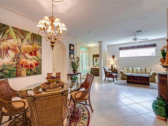 5th image of 6113 Highwood Park Ln