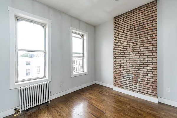 Rented by Nooklyn NYC LLC | media 33