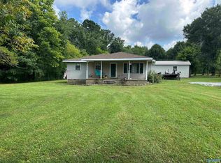 286 Lowery Rd, Valley Head, AL 35989