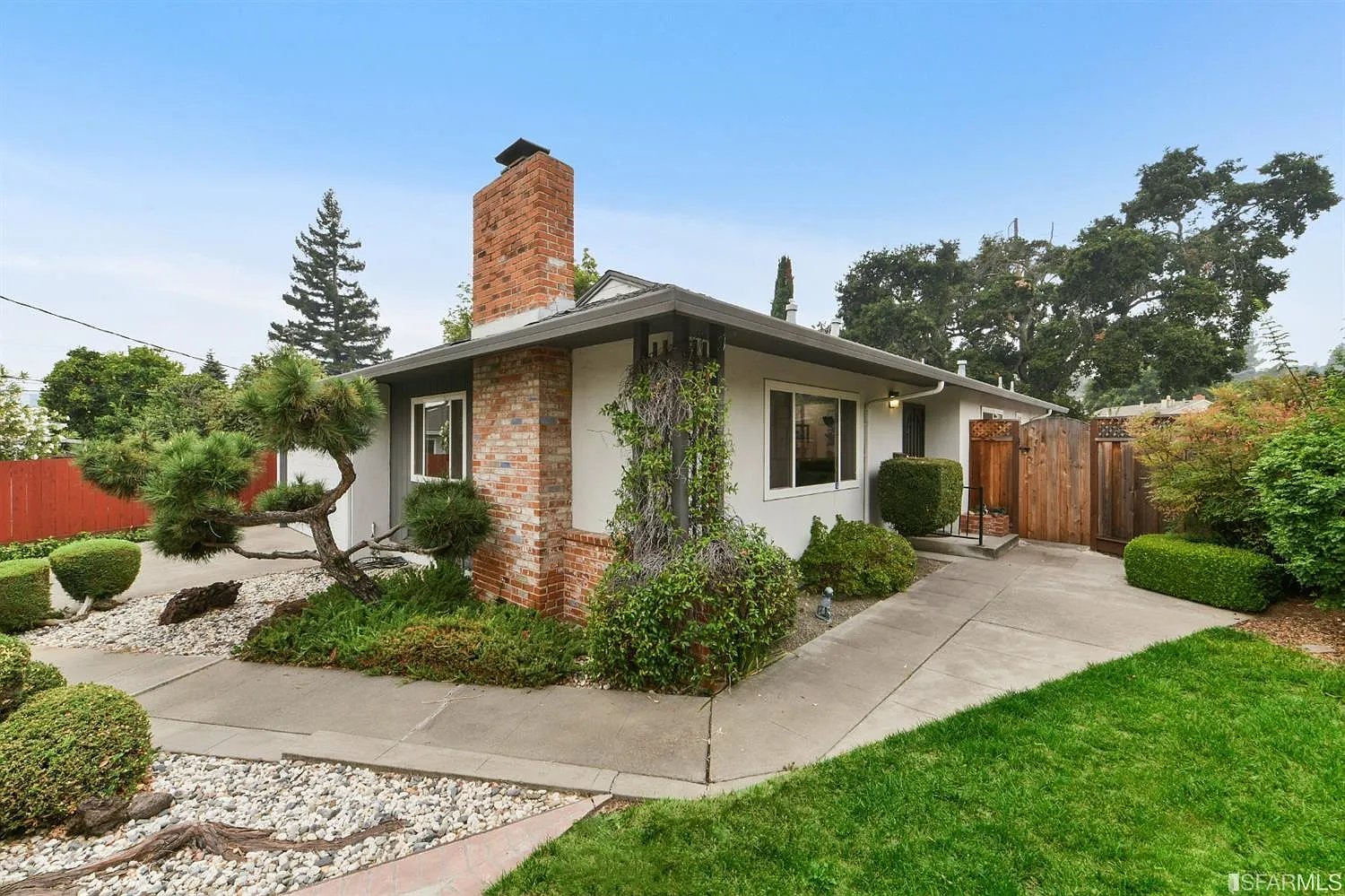 19609 Carleen Ct photo 1