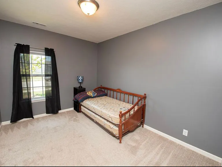 6173 Silvercreek Dr — Photo 16