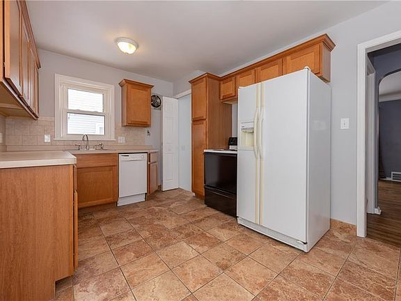 5th image of 1183 Washington Blvd