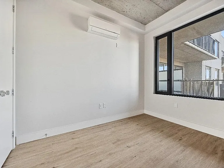815 Flatbush Ave #202 — Photo 12