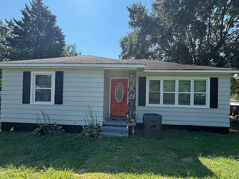 410 Blacksnake Rd — Photo 2