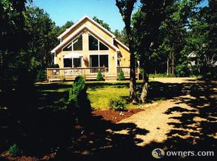 12 Vickers St, Edgartown, MA 02539