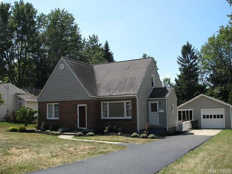 1st image of 93 Larned Ln