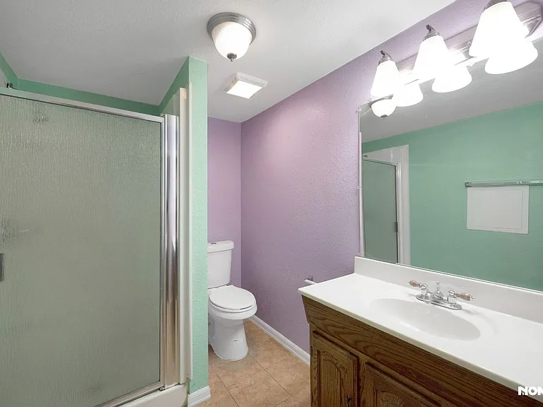 2942 N Princess Cir — Photo 27