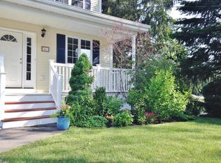 48 Mechanic St #B, Foxboro, MA 02035