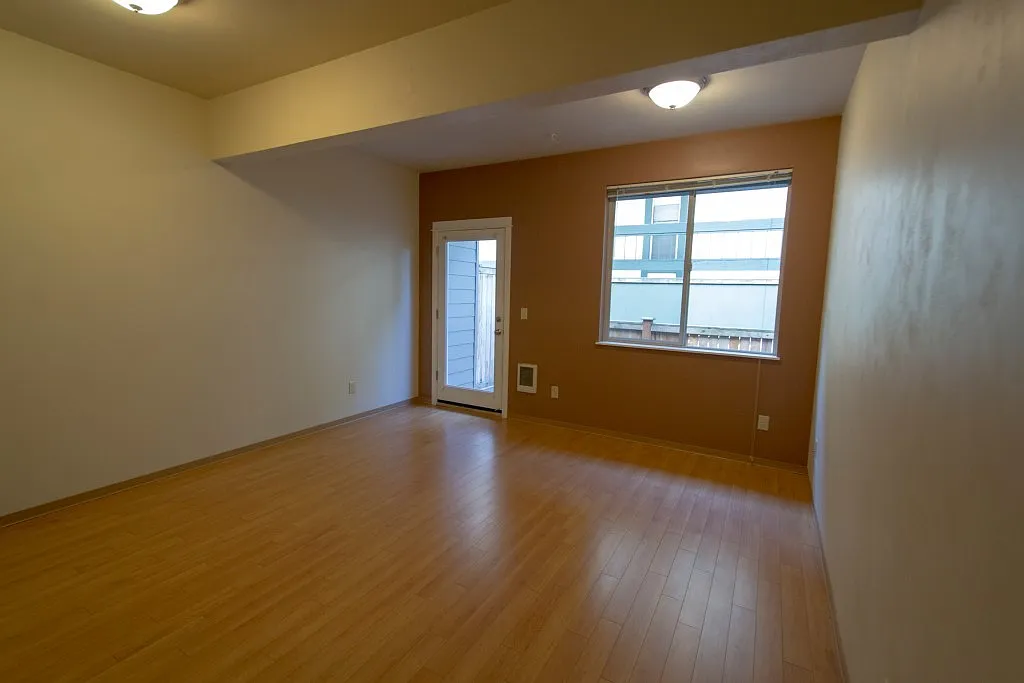 The Waverly — Photo 2