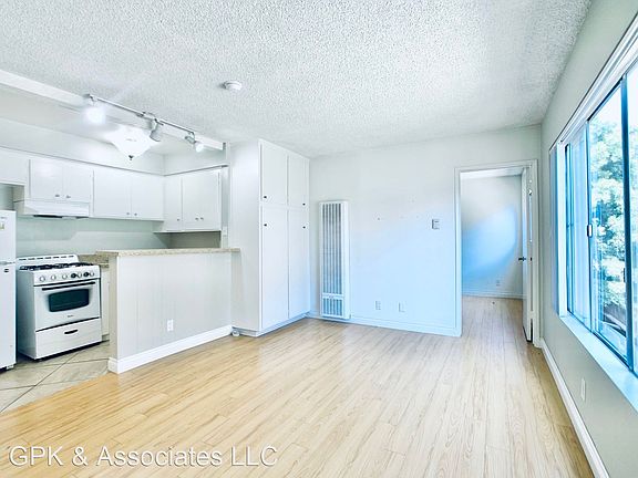 3rd image of 12740 Venice Blvd #8301777