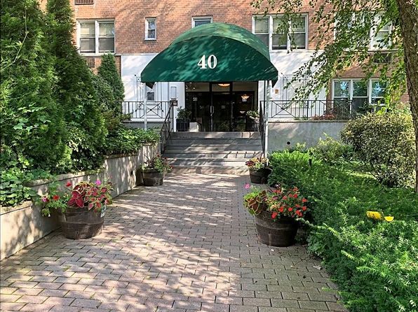 40 Barker Ave