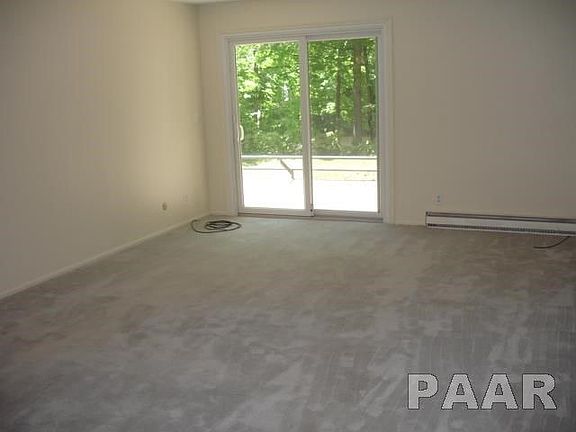 3rd image of 7213 N Lakeside Ct #7