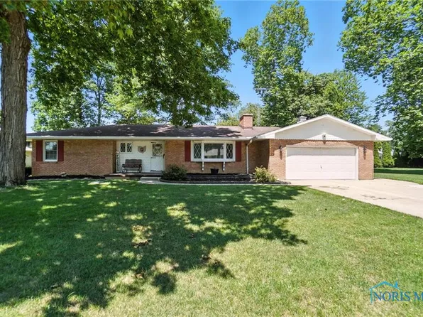 111 Michele Dr, Delphos, OH 45833