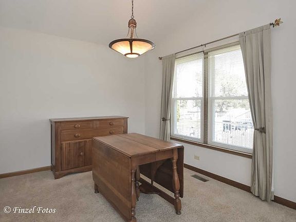 4th image of 620 Knollwood Dr