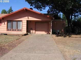 16573 SE Franklin St, Portland, OR 97236