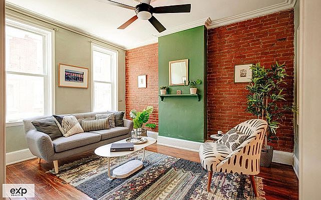 1st image of 61 Saint Marks Pl APT 2