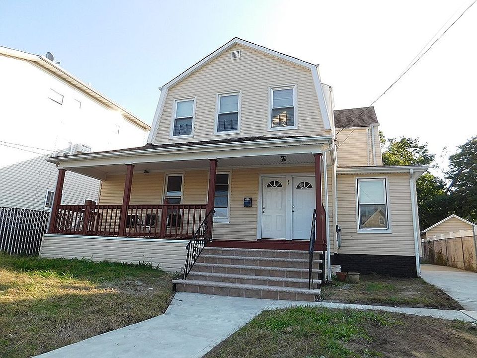 1st image of 2317 Healy Ave
