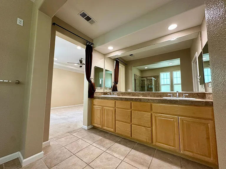 4397 Rivermark Pkwy — Photo 10